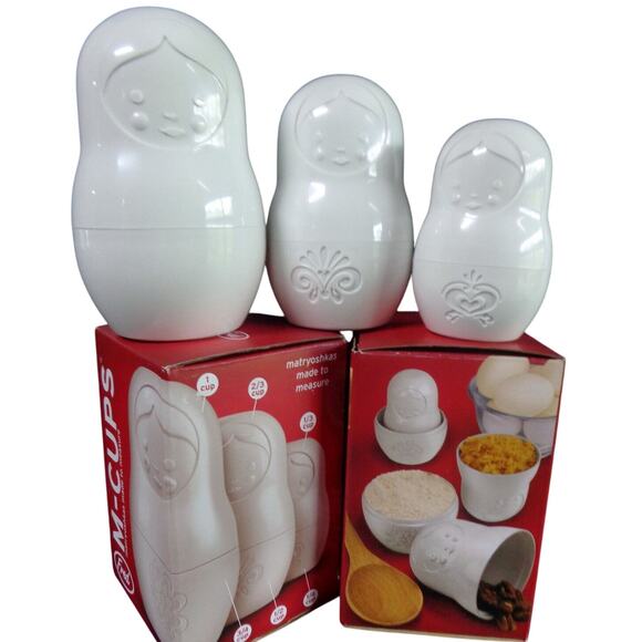 Stacking Doll Measuring Cups Set 3 Matryoshka Kitchen Baking White Melamine Box - Picture 1 of 11